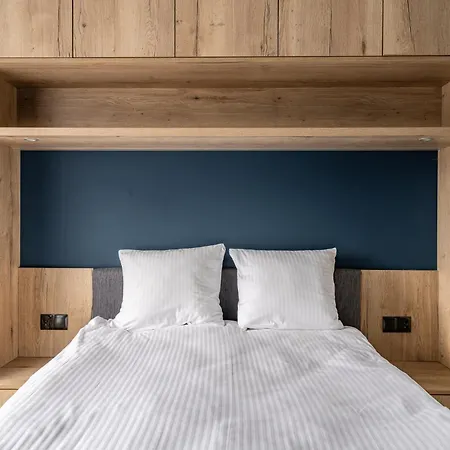 Rentplanet - Malopanewska *